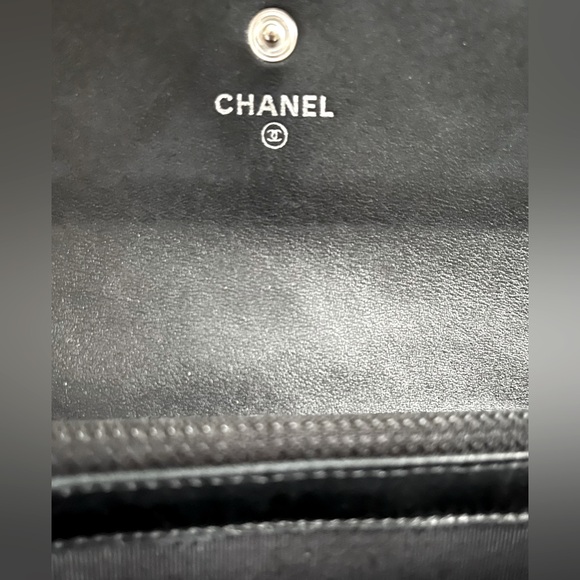 Chanel Authentic Quilted Large Patent Leather Flap Wallet EC - Picture 7 of 13